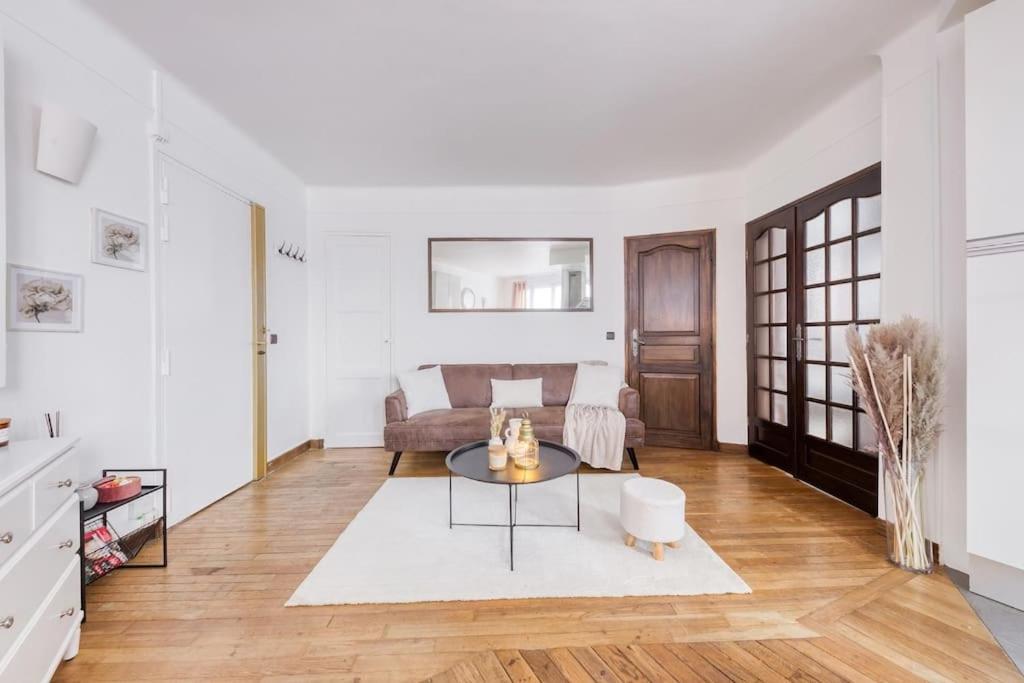 Le Versaillais Gare/Chateau/Wifi/Netflix Versailles Esterno foto