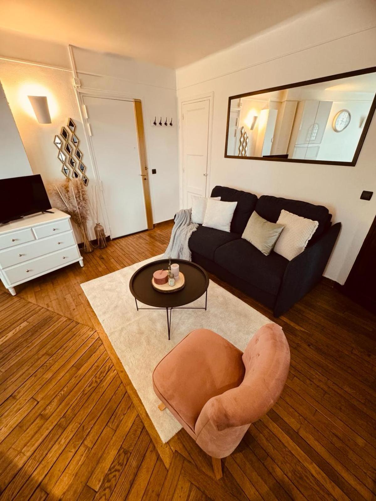 Le Versaillais Gare/Chateau/Wifi/Netflix Versailles Esterno foto
