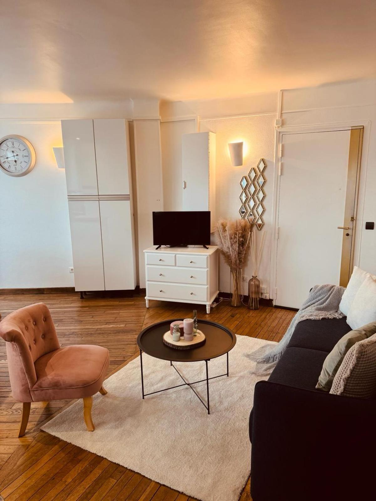Le Versaillais Gare/Chateau/Wifi/Netflix Versailles Esterno foto