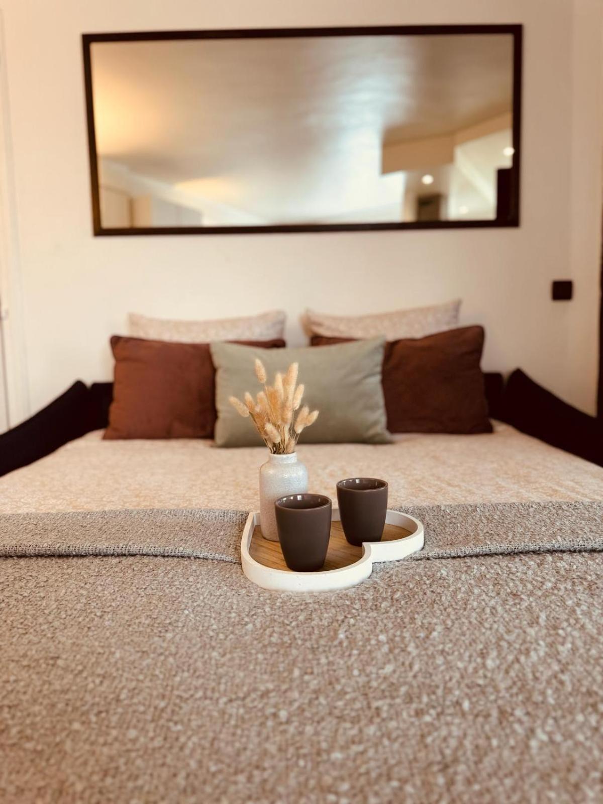 Le Versaillais Gare/Chateau/Wifi/Netflix Versailles Esterno foto